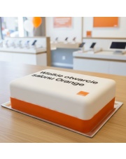 Tort firmowy z logo i własnym napisem